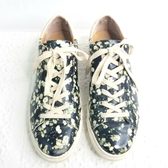 Lucky Brand Women's Lotus Floral Lace Up Leather Upper  Sneaker Shoes Size 8.5 - Picture 3 of 8